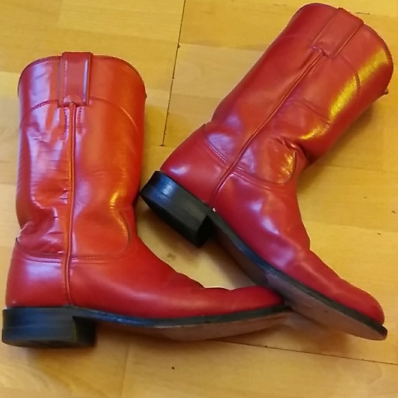 Red Justin Boots size 5 and 1/2 - Picture 4 of 7